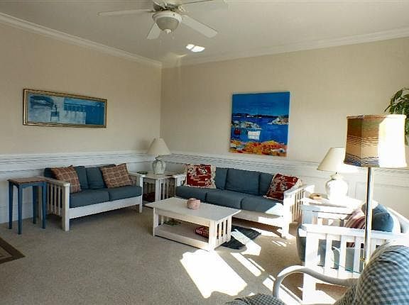 4th image of 7501 E Beach Dr Unit A