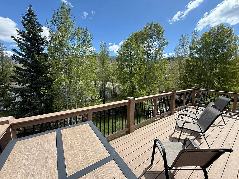 1250 Mesa Dr — Photo 29