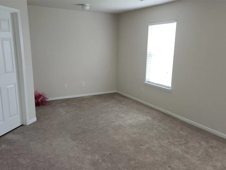 12311 Carriage Oak Cir — Photo 22