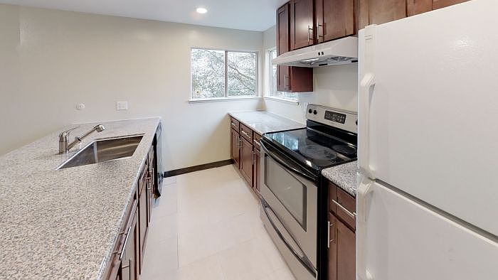 1st image of 2009 Ascot Dr APT 1