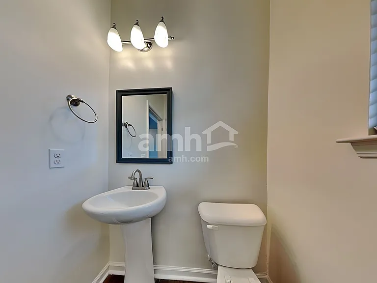 103 Westover Dr — Photo 19