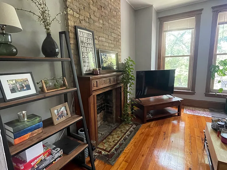1107 W Wrightwood Ave — Photo 8