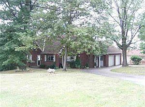 1st image of 18 Cherry Dr