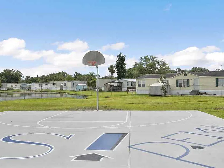 Sunlake Terrace Estates — Photo 2