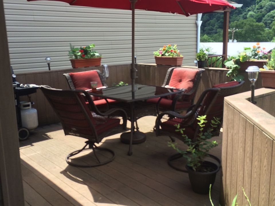 Deck