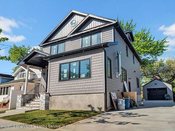 3rd image of 6 Carteret St