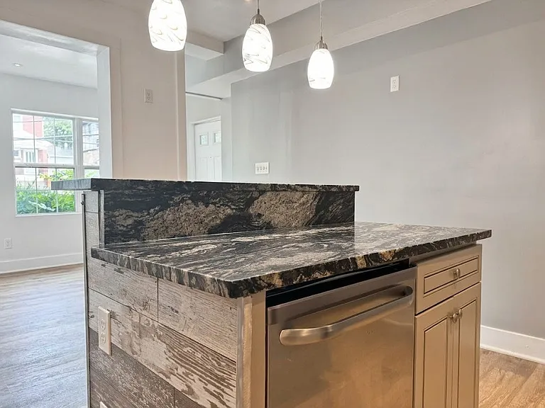 5834 Phillips Ave #2 — Photo 4