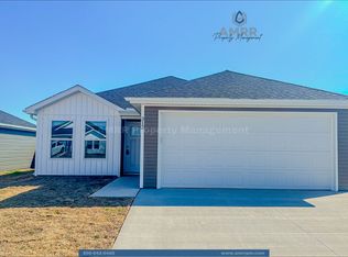 312 Golden Field Rd, Decatur, AR 72722