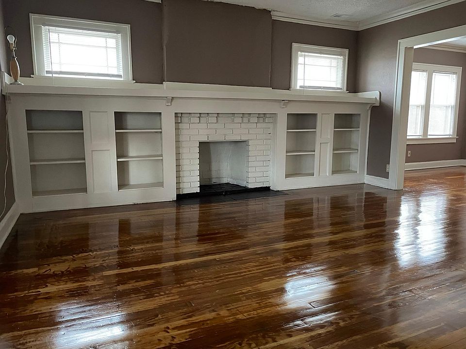 1st image of 2737 Garfield Ave Floor 2
