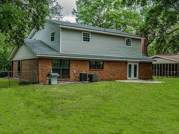 5th image of 2342 Sandalwood Dr