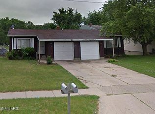 1968 30th St SW, Wyoming, MI 49519