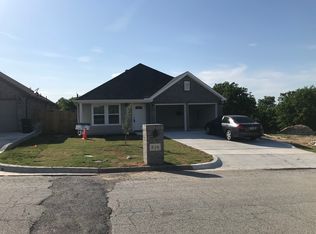 816 N Ridge Dr, White Settlement, TX 76108