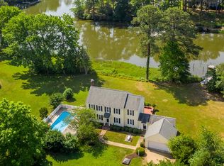 311 Crossing Cove Way, White Stone, VA 22578