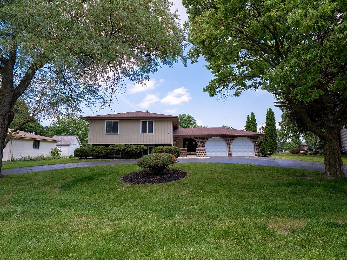 321 Cardinal Dr, Bloomingdale, IL 60108 MLS 12091324 Zillow