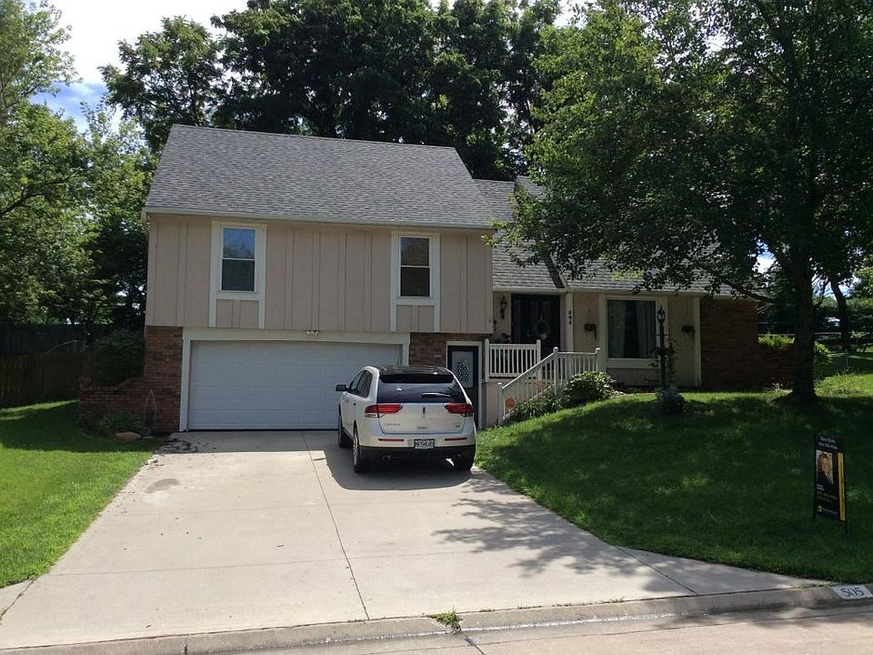 505 TANGLEWOOD DRIVE
