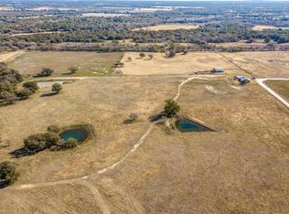 3061 Turkey Creek Rd, Sunset, TX 76270