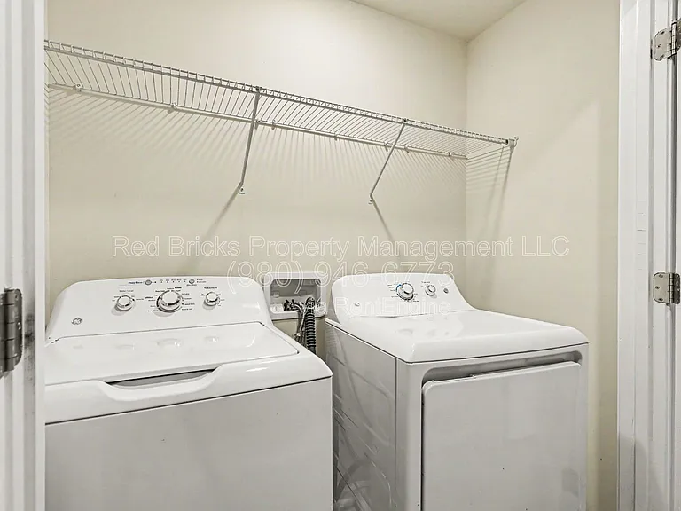 3805 Yorkshire Pl — Photo 16
