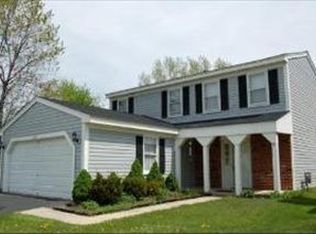 1109 Singleton Dr, Roselle, IL 60172
