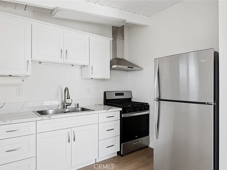 525 Catalina St #D — Photo 7