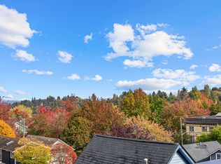 1114C 26th Ave, Seattle, WA 98122