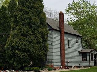 965 Woodview Rd, Cleveland Heights, OH 44121