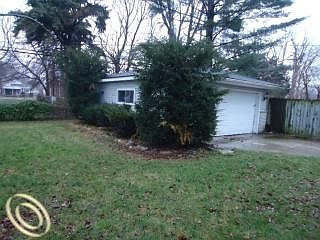 3rd image of 11328 Rockland