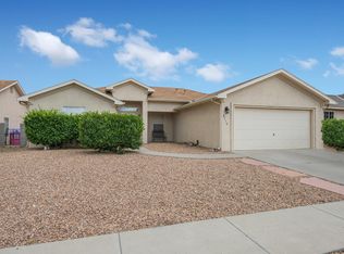 8112 Summerfield Ct SW, Albuquerque, NM 87121