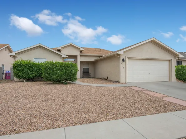 8112 Summerfield Ct SW, Albuquerque, NM 87121