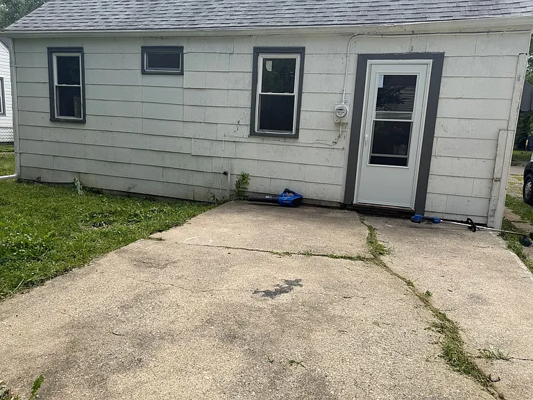 4439 Eichelberger Ave — Photo 12