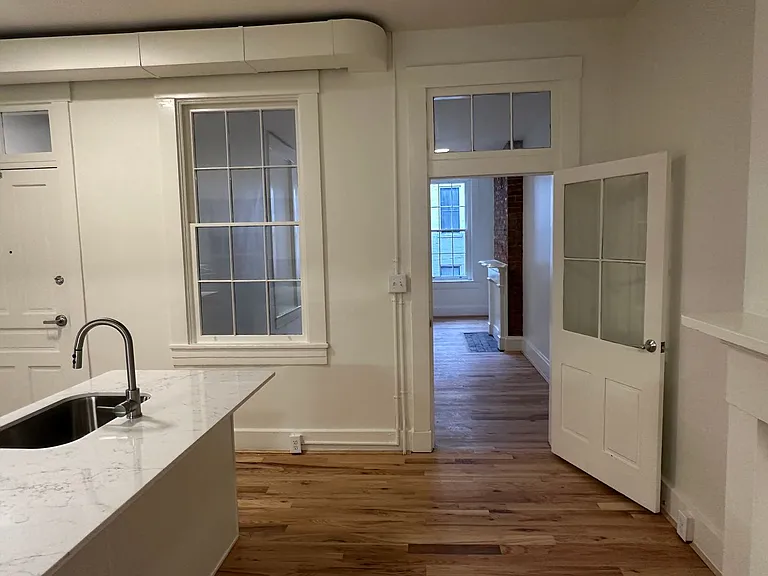 1307 Main St — Photo 4