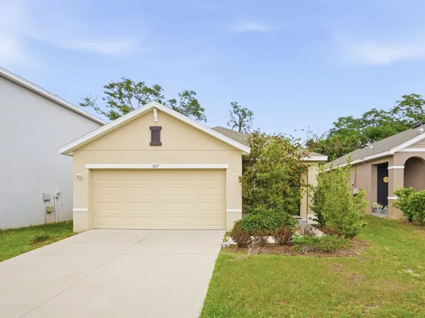5217 Hillside Meadow Pl, Tampa, FL 33610