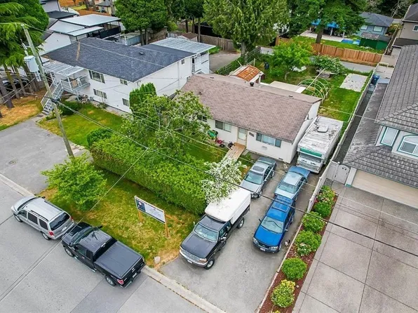 7654 126a St, Surrey, BC V3W 4A9