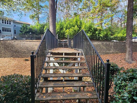 3rd image of 611 Summit North Dr NE #601