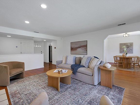 3rd image of 3505 Kersey Ln