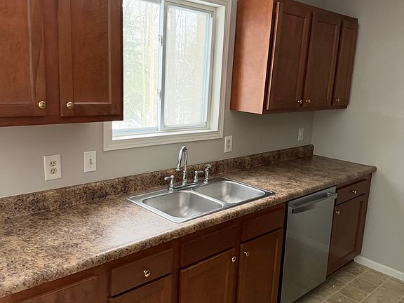 3rd image of 19213 Oak Hollow Dr