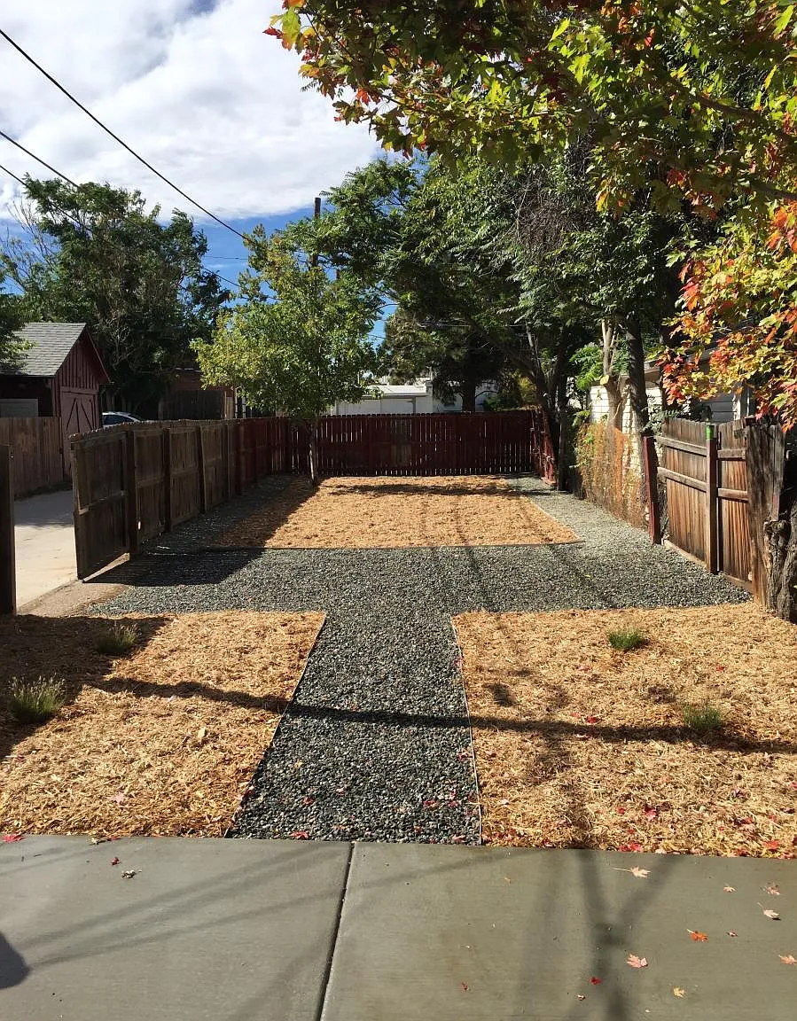 2 bed, 850 sqft, $2,600 — Photo 4