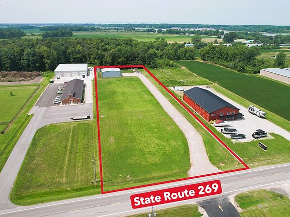 4th image of 260 S Bridge Rd