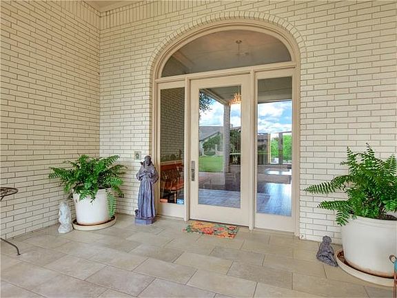 5th image of 8407 Hickory Creek Dr