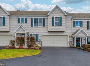 64 Manor Oaks Dr, Millersville, PA
