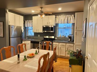 624 Custer Ave APT 304, Evanston, IL 60202