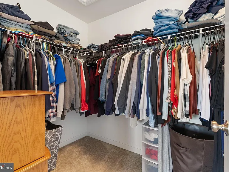537 Brookwood Dr — Photo 10