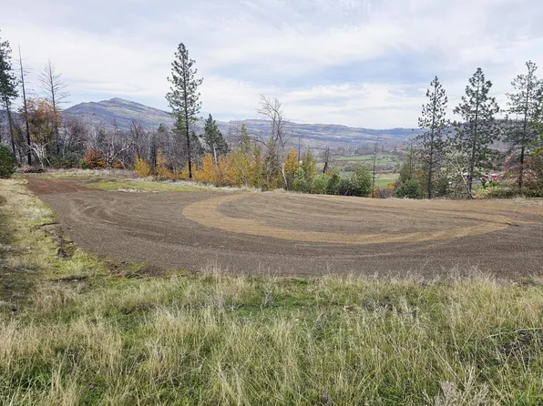 2162 Butte Falls Hwy, Eagle Point, OR 97524