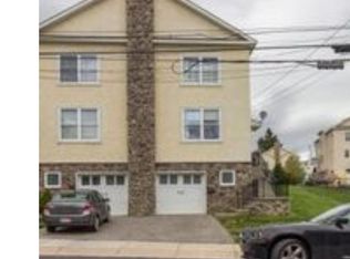 730 Hagner St, Philadelphia, PA