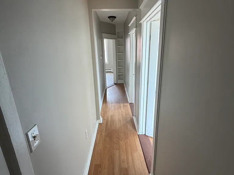 114 Ashley St #4E — Photo 4