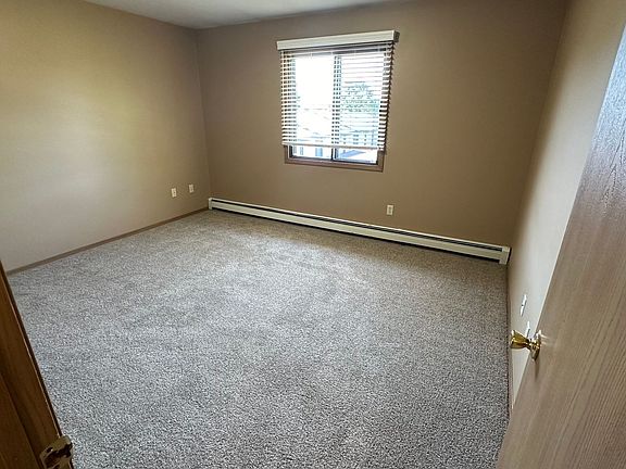4th image of 5811 W Christopher Pl #10