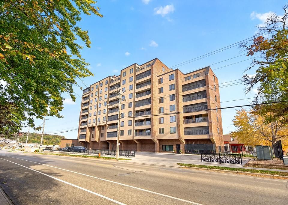 1st image of 121 14th St NE APT 203