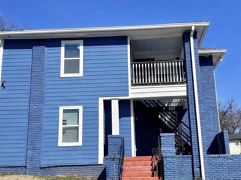 1155 Lucile Ave SW #4 — Photo 2