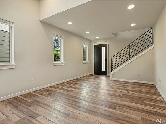 3rd image of 9512 12th Ave NW #B