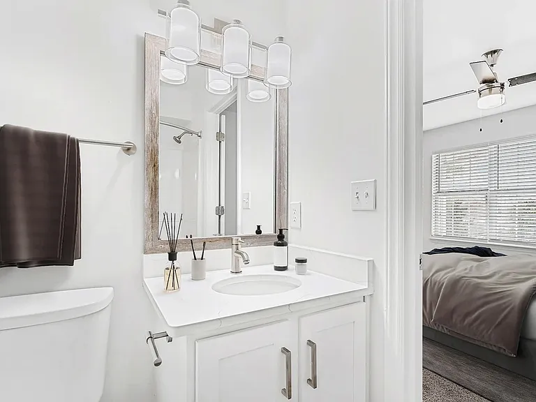 Bathroom with sleek finishes