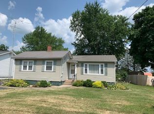 5 Chestnut St, Galesburg, IL 61401